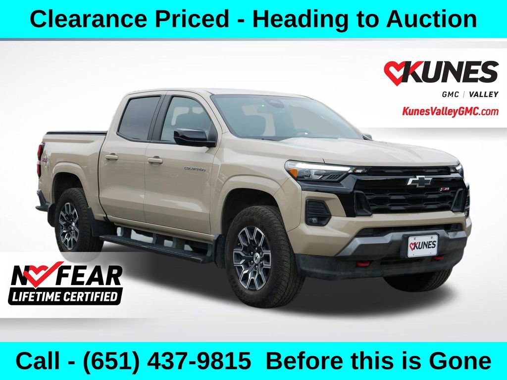 Used 2023 Chevrolet Colorado Z71 w/ Z71 Convenience Package 2 AWD/4WD image 1