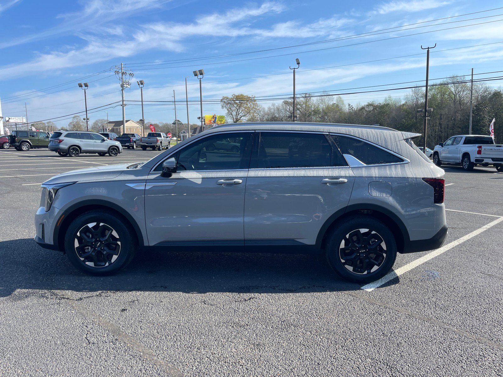 Used 2025 Kia Sorento S w/ Panoramic Sunroof Package image 13