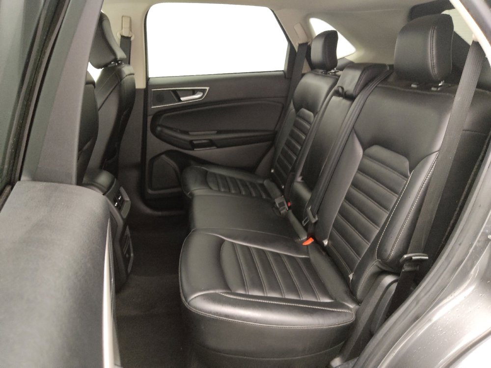 Used 2024 Ford Edge SEL image 18