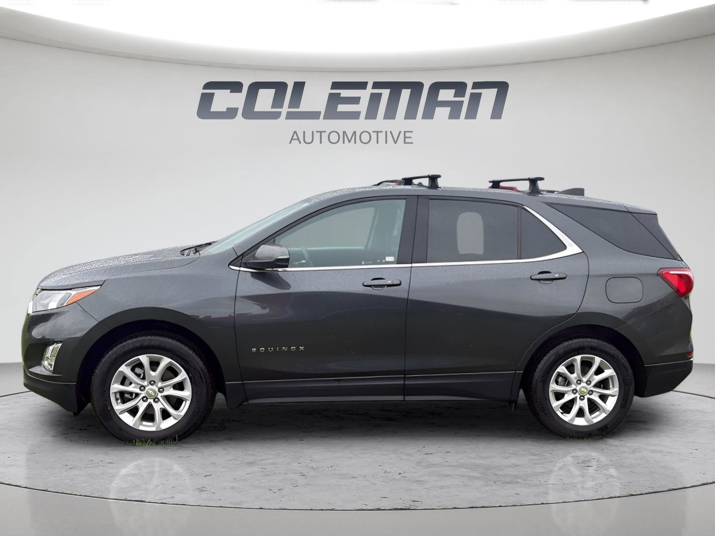 Used 2019 Chevrolet Equinox LT w/ Driver Convenience Package image 2