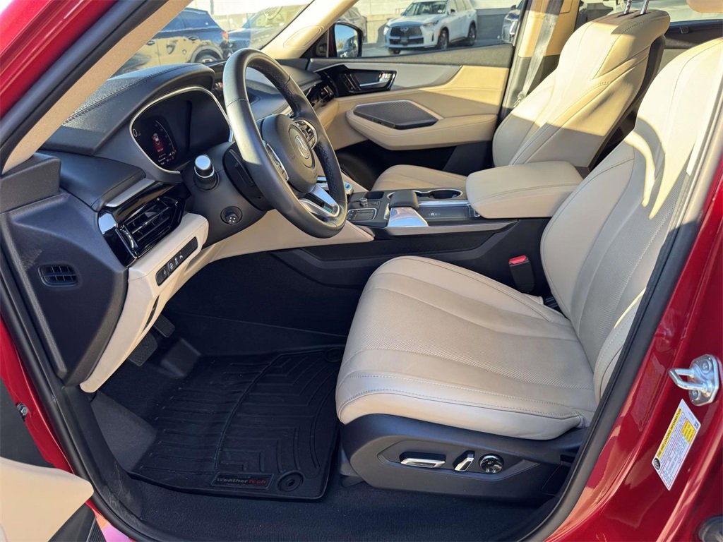 Used 2023 Acura MDX FWD w/ Technology Package image 16