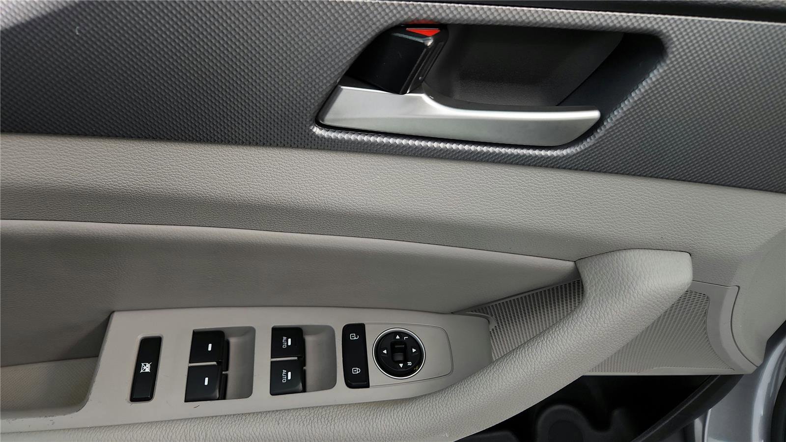 Used 2019 Hyundai Sonata SEL image 26