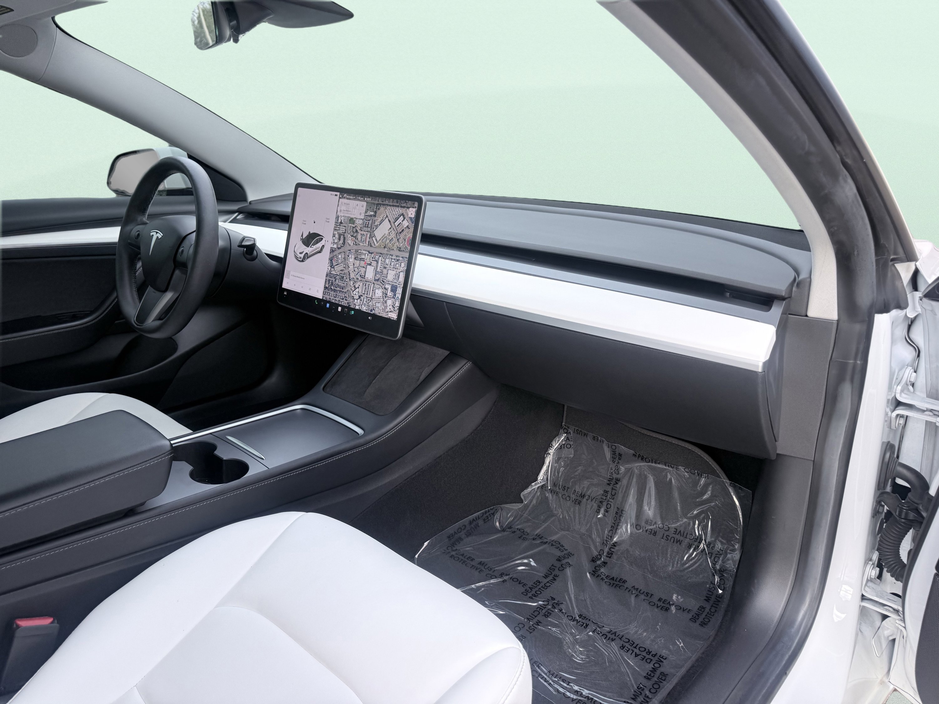 Used 2021 Tesla Model 3 Standard Range Plus image 54