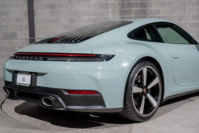 Used 2026 Porsche 911 Carrera image 3