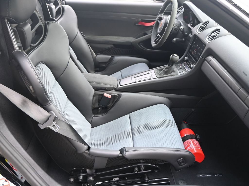 Certified 2025 Porsche 718 Boxster Spyder RS image 23
