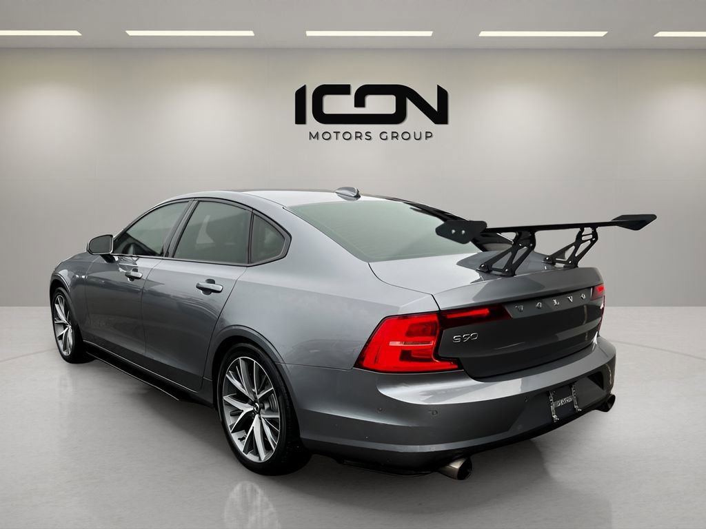 Used 2017 Volvo S90 T5 Momentum w/ Vision Package image 5