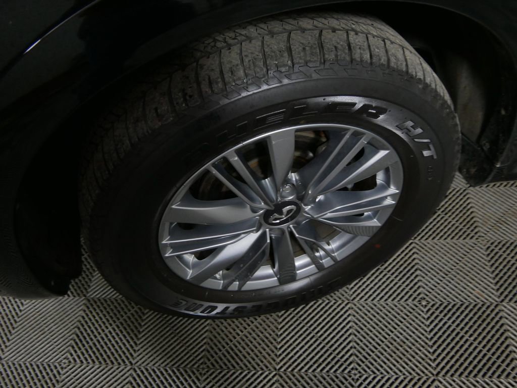 Used 2022 INFINITI QX80 Luxe image 10