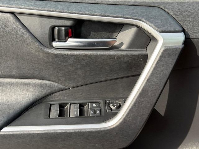 Used 2025 Toyota RAV4 XLE w/ Weather Package FWD image 23