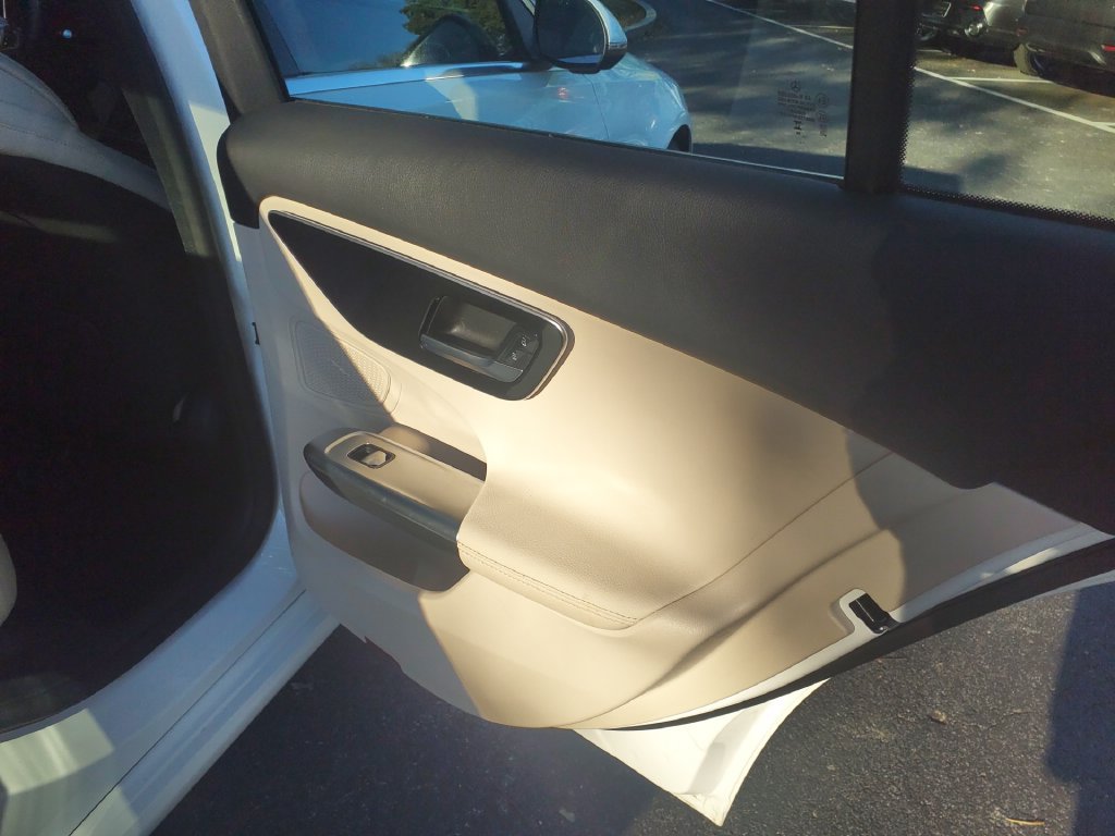 Certified 2024 Mercedes-Benz C 300 4MATIC Sedan image 13