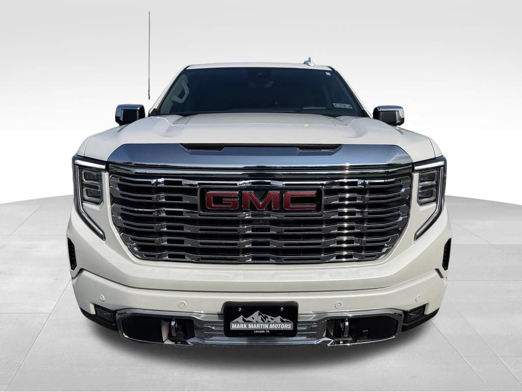 Used 2025 GMC Sierra 1500 Denali w/ Denali Reserve Package AWD/4WD image 28