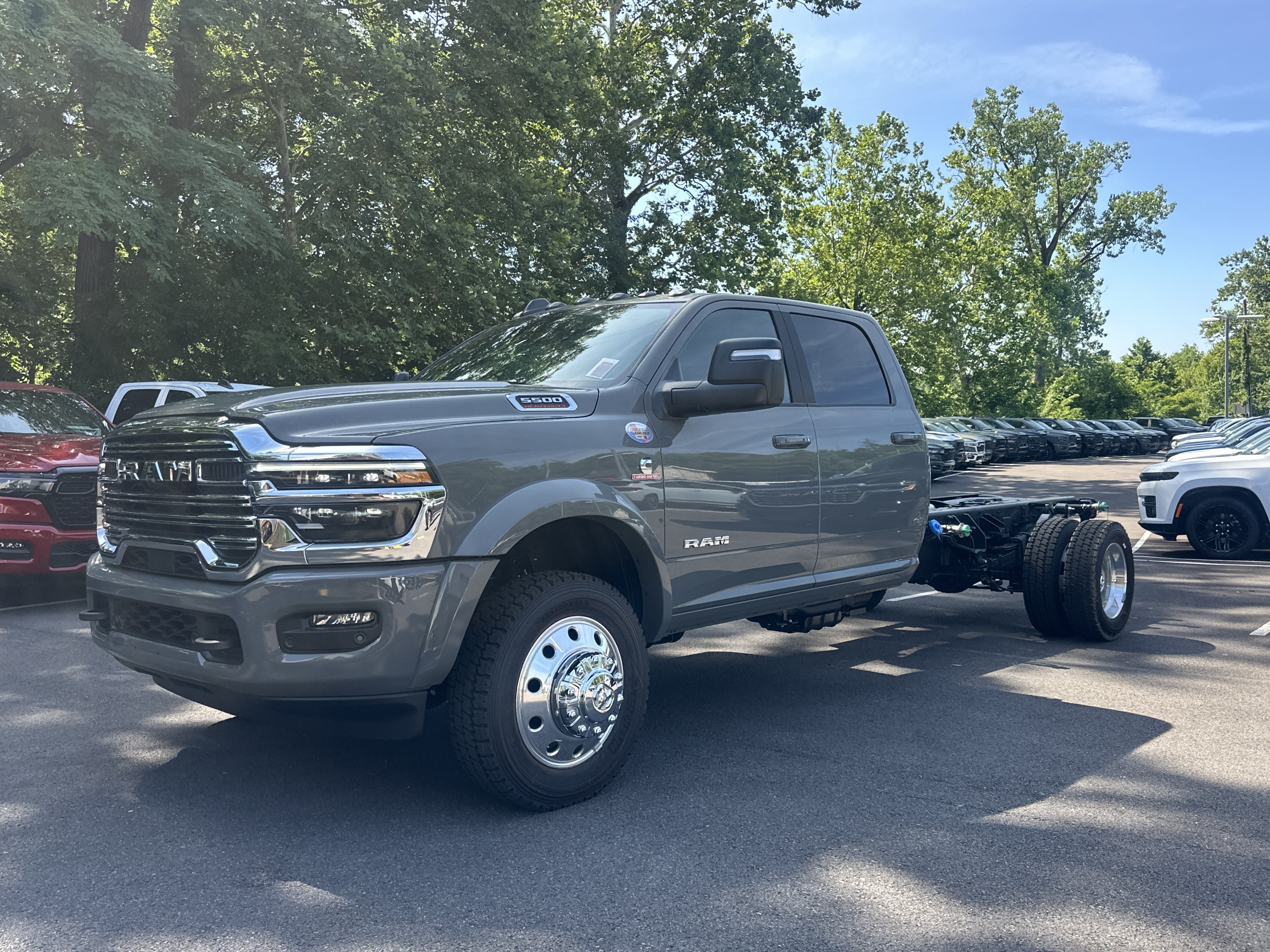 New 2026 RAM 5500 4x4 Crew Cab w/ Laramie Trim Package image 24