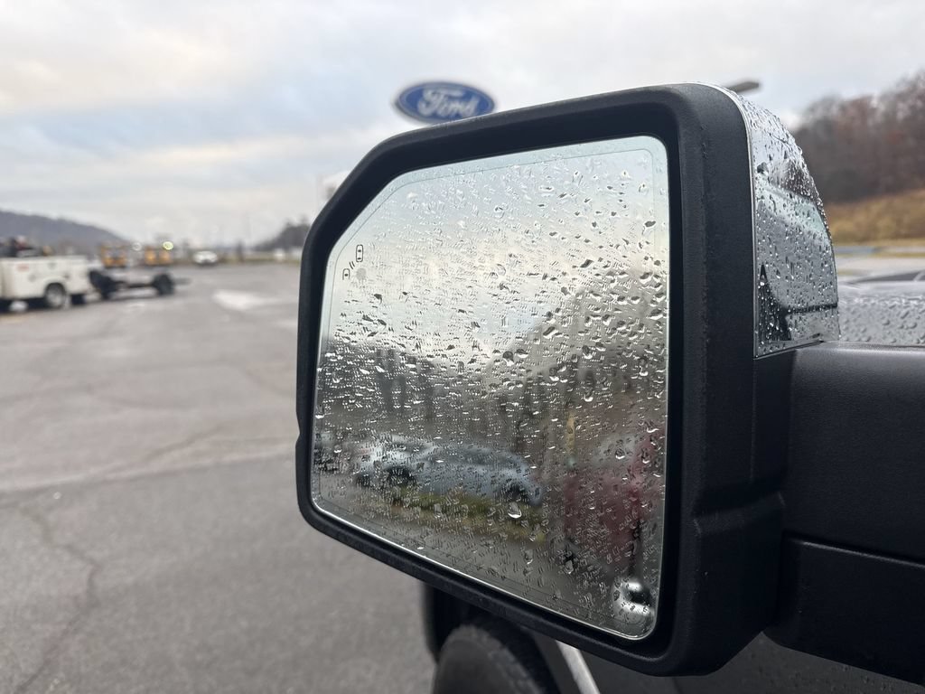 Used 2019 Ford F150 Lariat w/ Equipment Group 502A Luxury AWD/4WD image 20