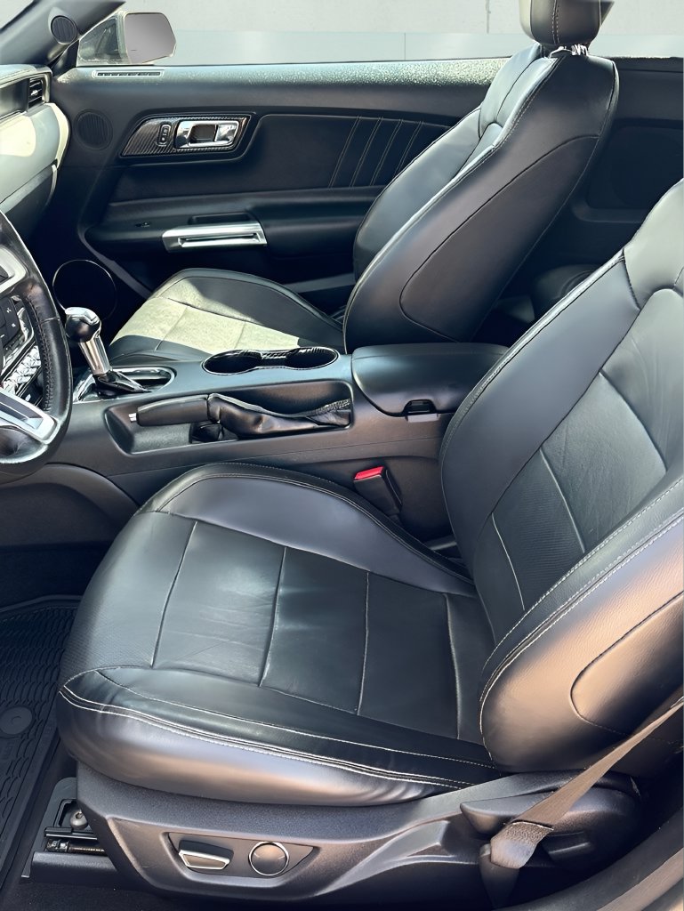 Used 2017 Ford Mustang Premium RWD image 14