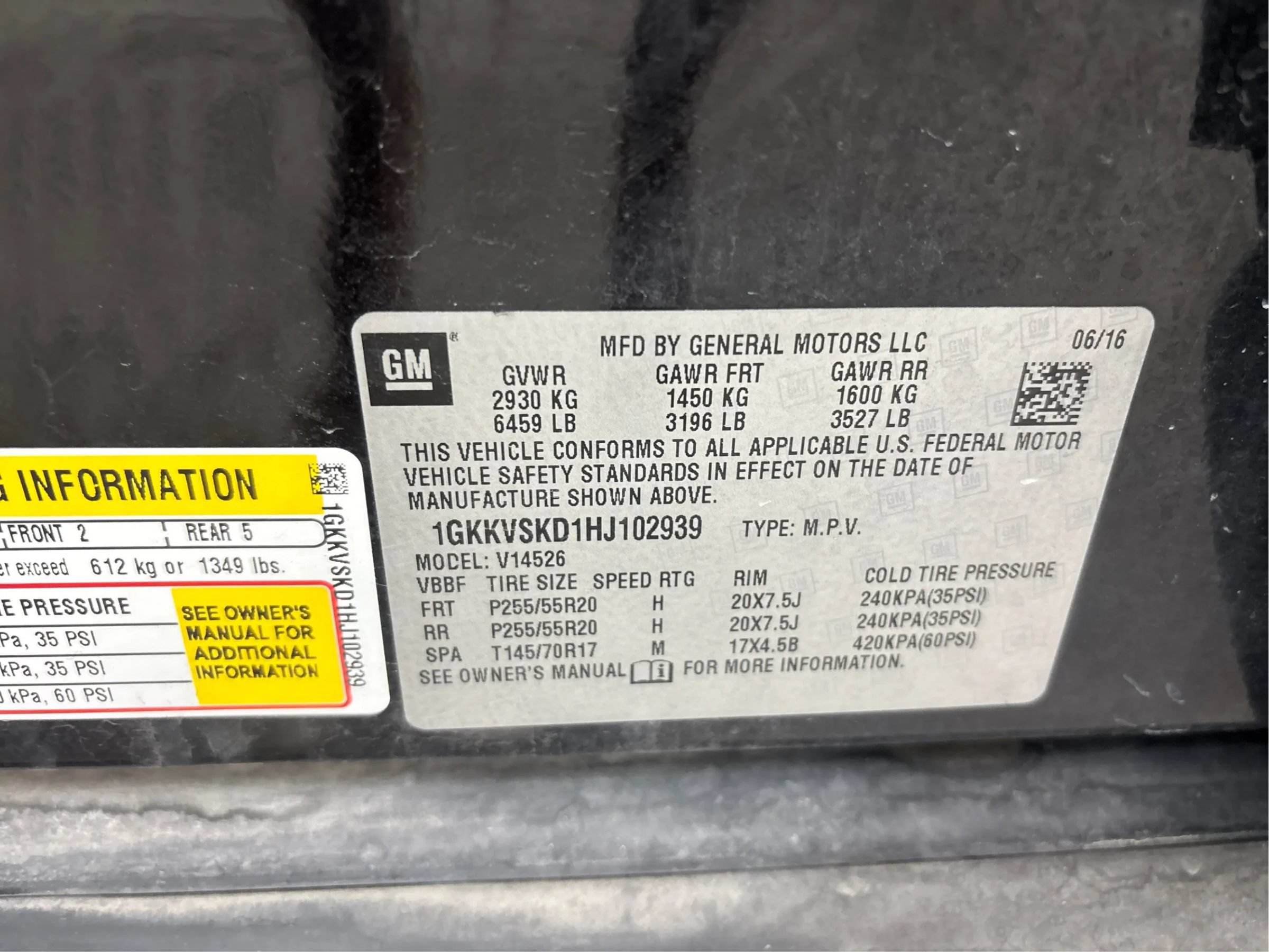 Used 2017 GMC Acadia Limited SLT AWD/4WD image 24