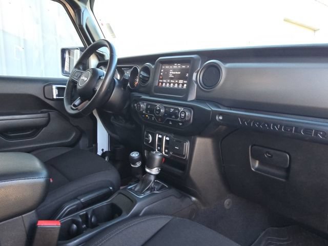 Used 2022 Jeep Wrangler Sport AWD/4WD image 17