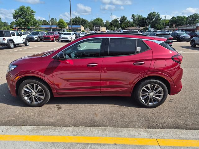 Used 2021 Buick Encore GX Essence w/ Advanced Technology Package AWD/4WD image 11