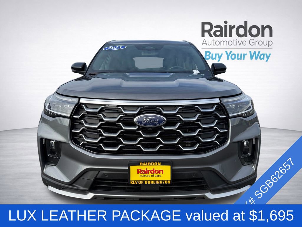 Used 2025 Ford Explorer Platinum w/ LUX Leather Package image 2