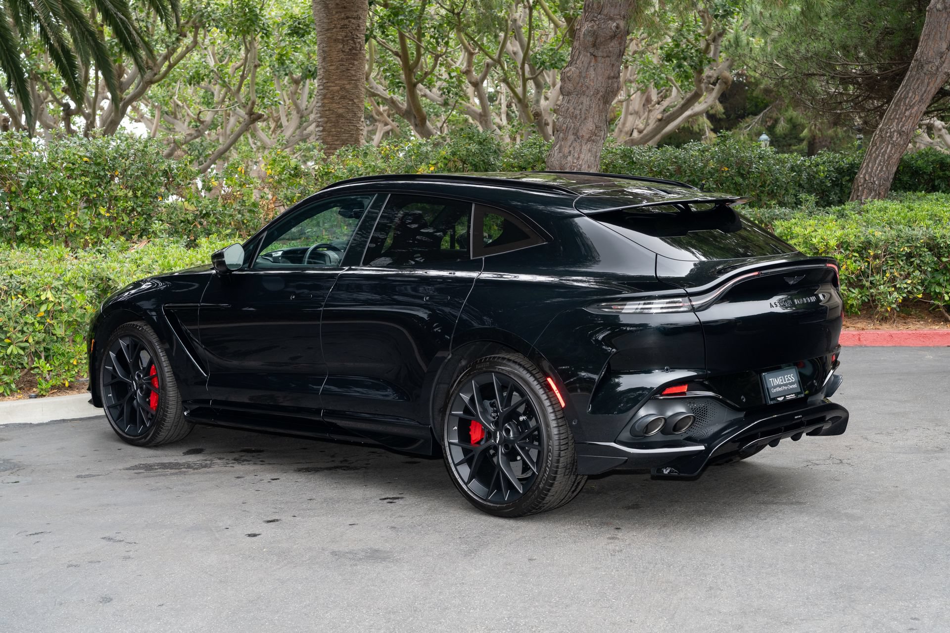 Used 2025 Aston Martin DBX 707 AWD/4WD image 4