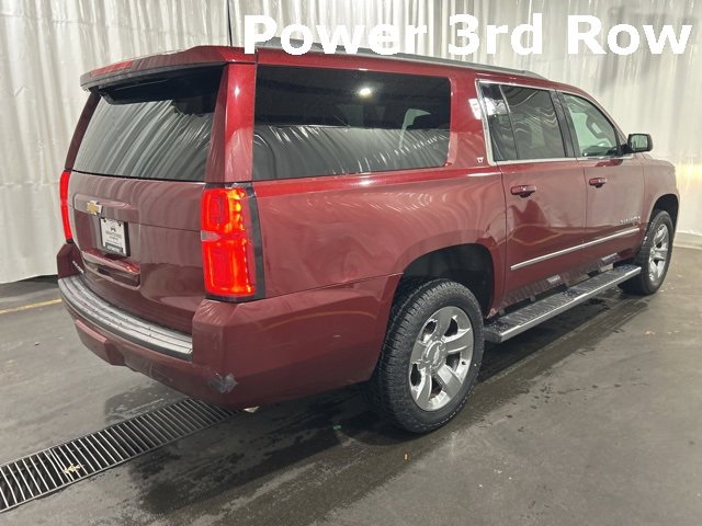 Used 2017 Chevrolet Suburban LT w/ LT Signature Package image 3
