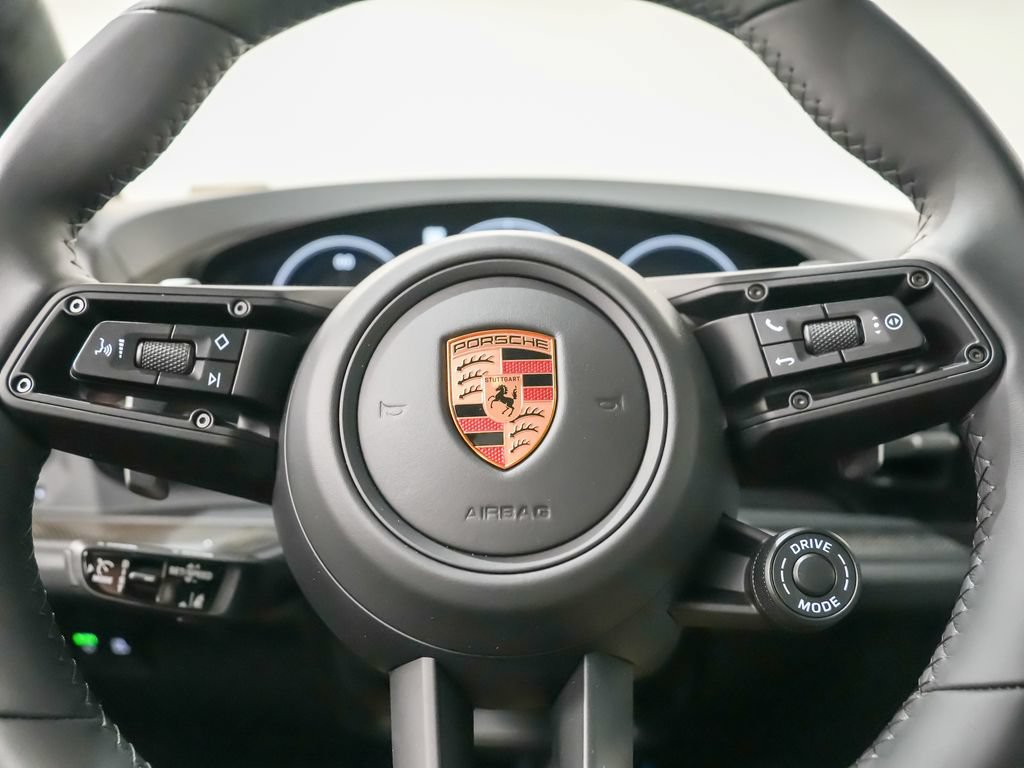 New 2026 Porsche Cayenne GTS AWD/4WD image 27