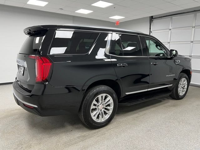 Used 2024 GMC Yukon SLT AWD/4WD image 11