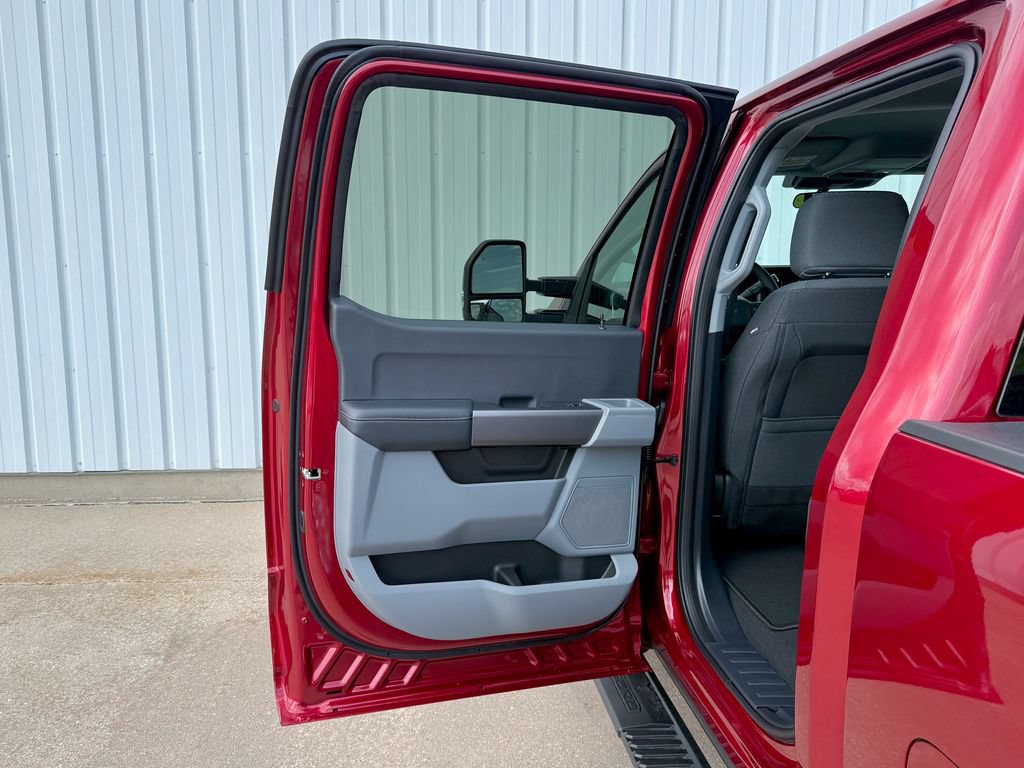 New 2026 Ford F250 XLT AWD/4WD image 15