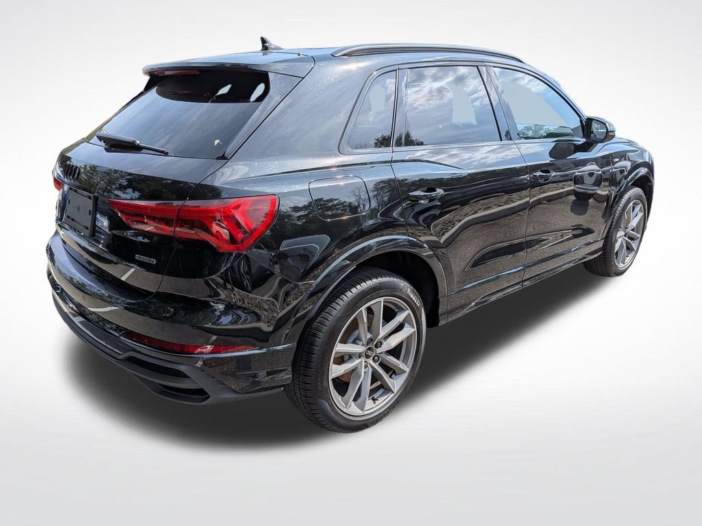 Used 2025 Audi Q3 2.0T Premium AWD/4WD image 3