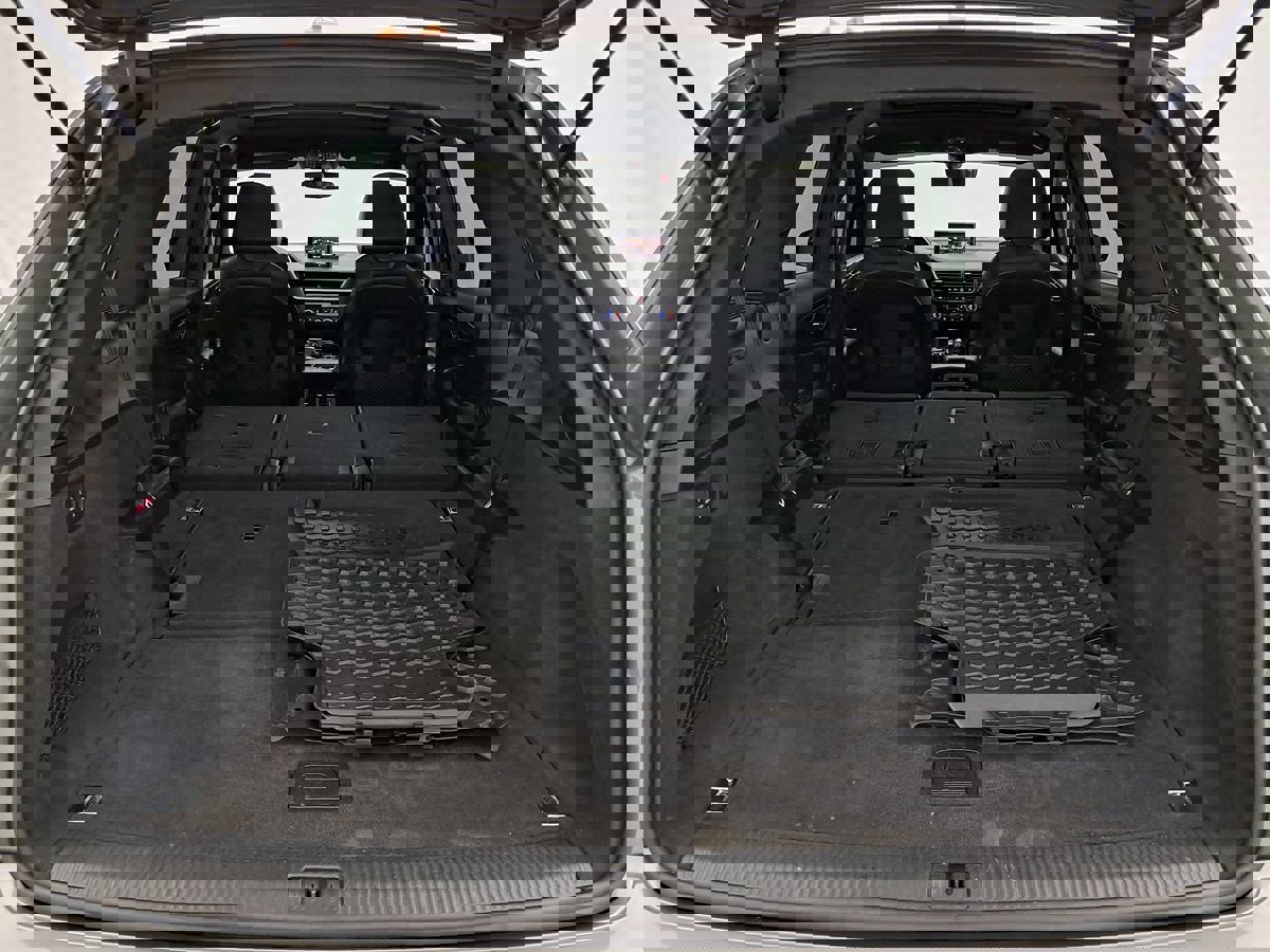 Used 2017 Audi Q7 3.0T Premium w/ Towing Package image 27