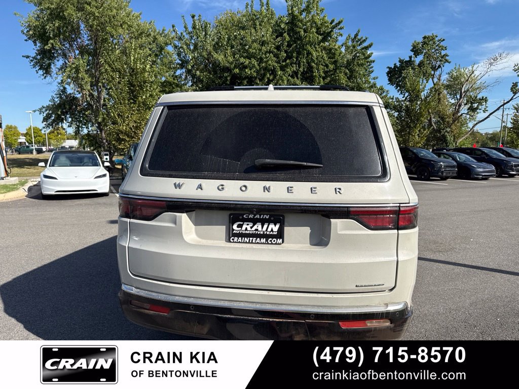 Used 2022 Jeep Wagoneer Series II w/ Premium Group I RWD image 13