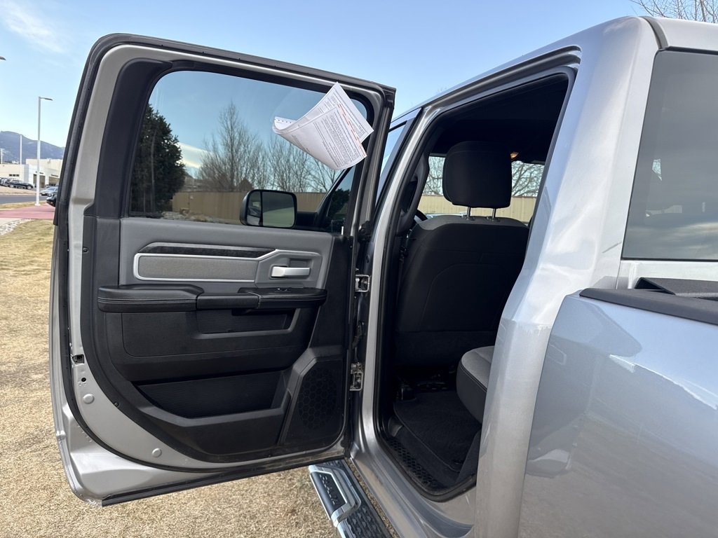 Used 2022 RAM 2500 Big Horn image 15