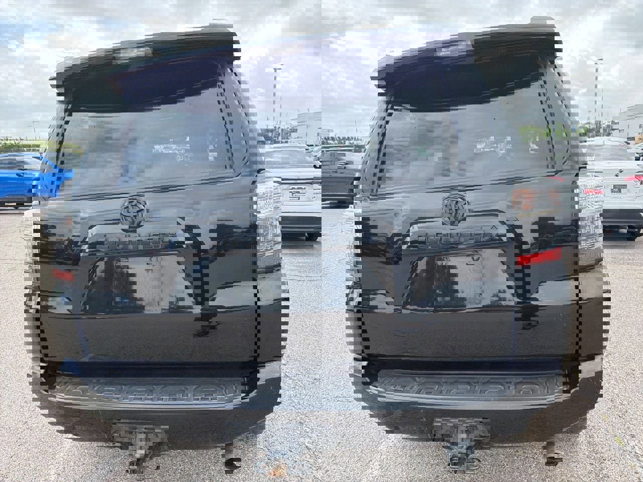 Used 2023 Toyota 4Runner SR5 Premium w/ Moonroof Package image 8