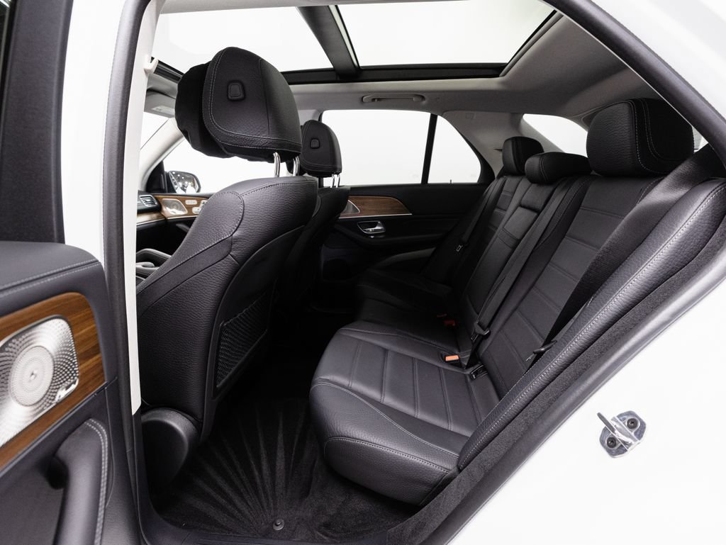 Used 2025 Mercedes-Benz GLE 450e 4MATIC image 28