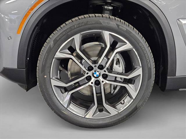 New 2026 BMW X5 sDrive40i w/ Climate Comfort Package image 9