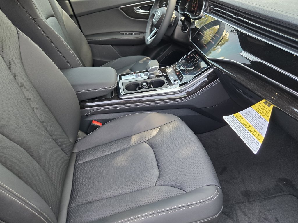 New 2027 Audi Q8 Premium Plus AWD/4WD image 17