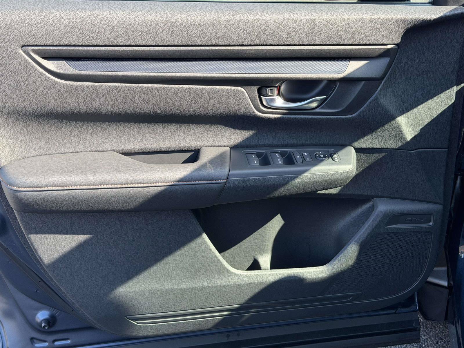 Certified 2026 Honda CR-V Sport image 6