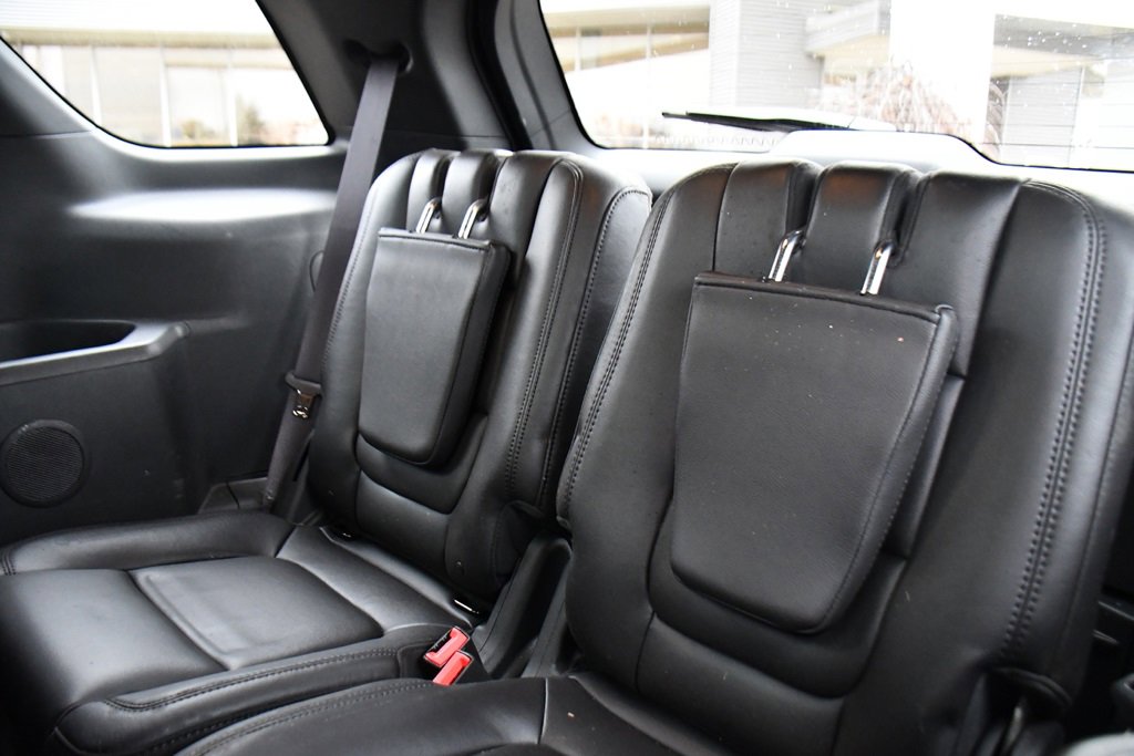 Used 2013 Ford Explorer XLT image 21