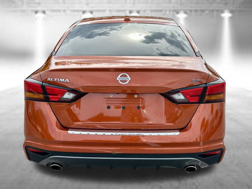 Certified 2021 Nissan Altima 2.5 SR FWD image 8