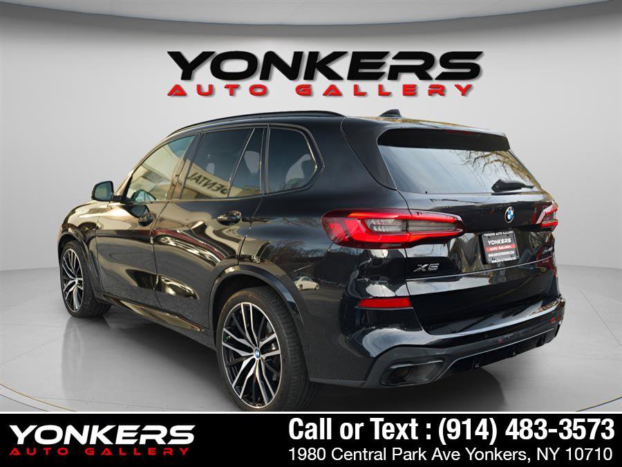 Used 2022 BMW X5 xDrive40i w/ M Sport Package image 4
