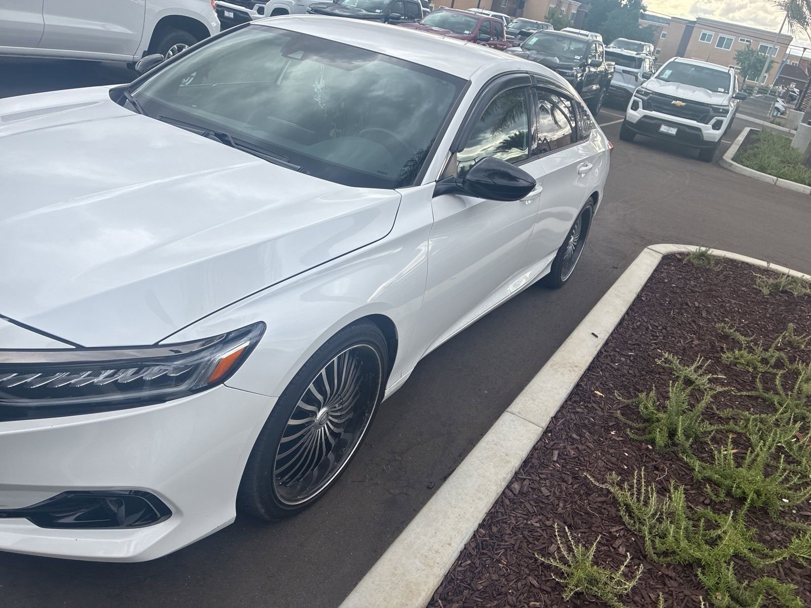 Used 2022 Honda Accord Sport image 3