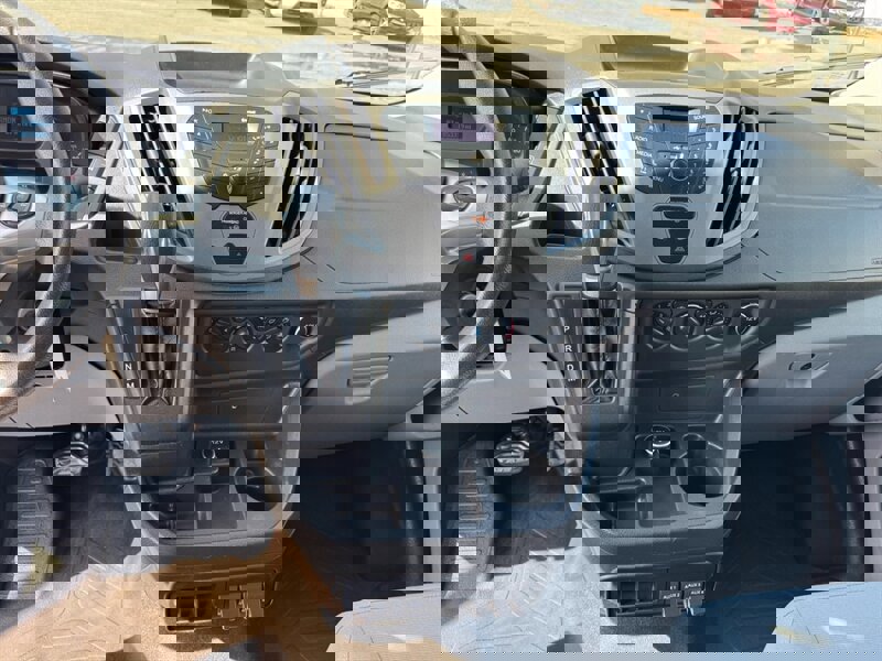 Used 2018 Ford Transit 350 148 Low Roof image 26