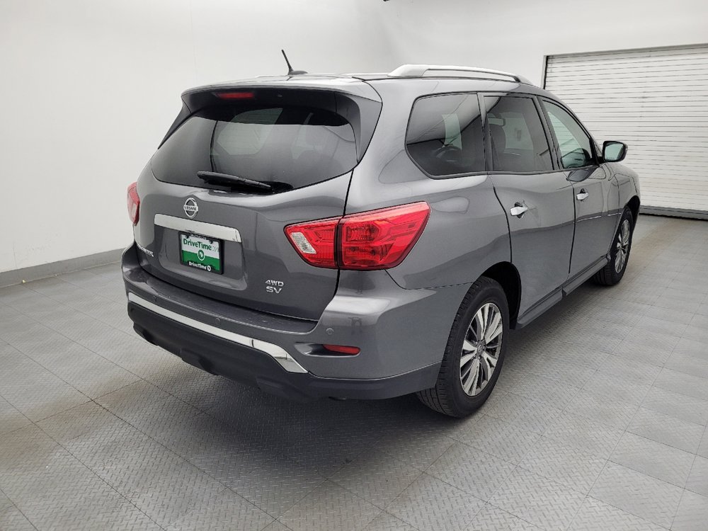 Used 2018 Nissan Pathfinder SV AWD/4WD image 9