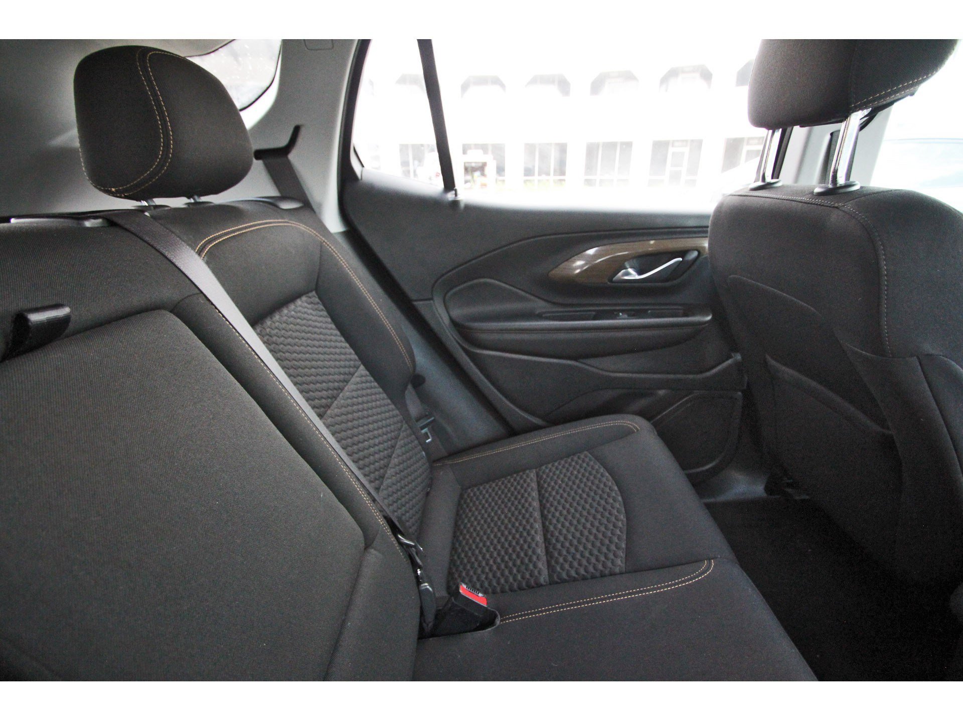 Used 2021 GMC Terrain SLE w/ Driver Convenience Package FWD image 13