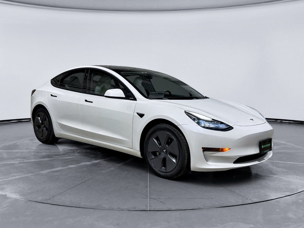 Used 2021 Tesla Model 3 Standard Range Plus RWD image 4