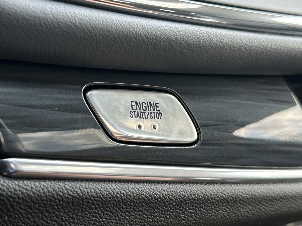 Used 2020 Buick Enclave Essence w/ Sport Touring Edition image 34