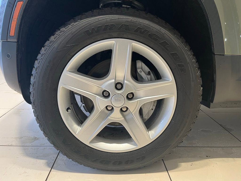 Used 2022 Land Rover Defender 110 SE AWD/4WD image 15