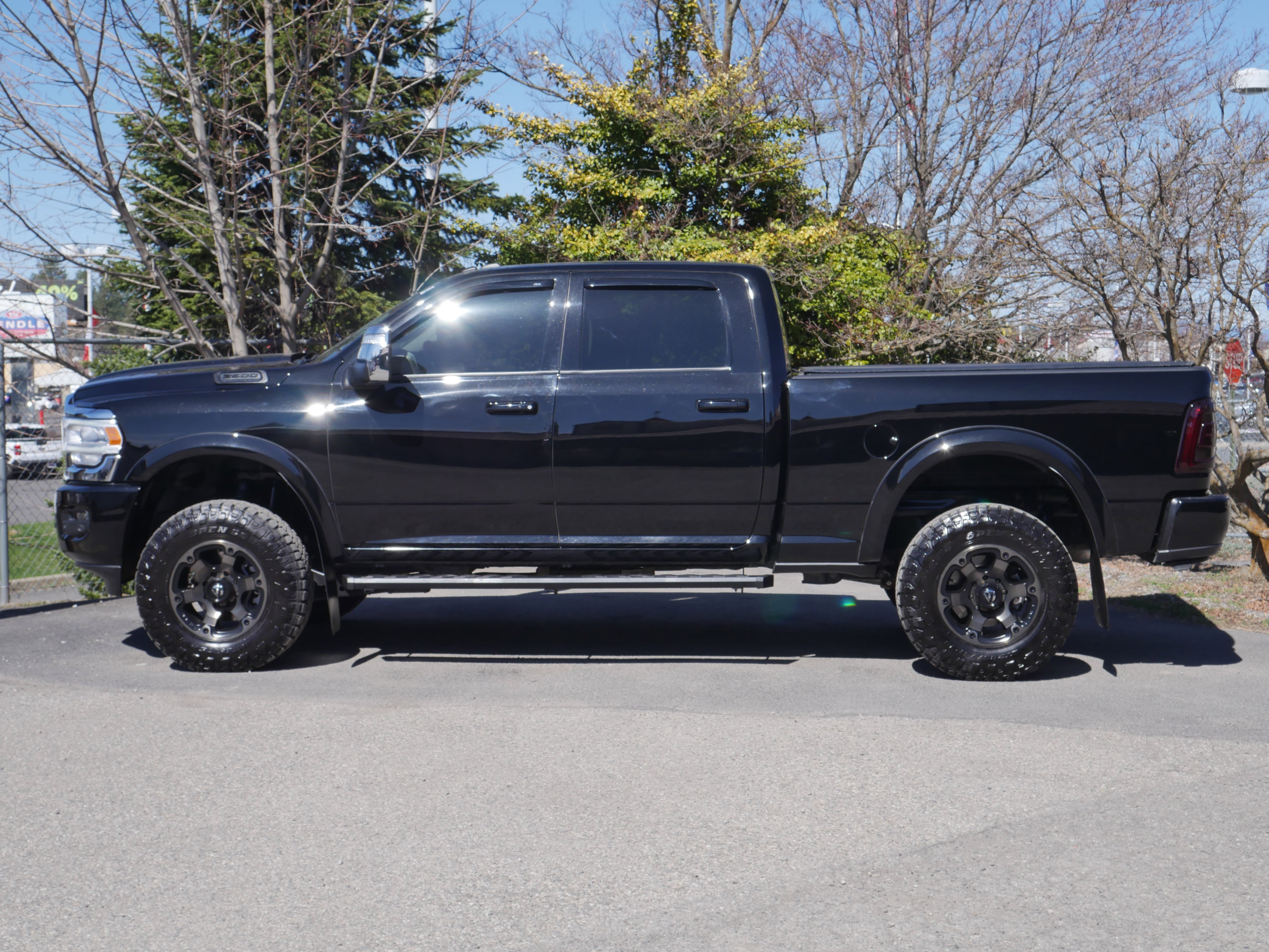Used 2024 RAM 2500 Laramie image 18