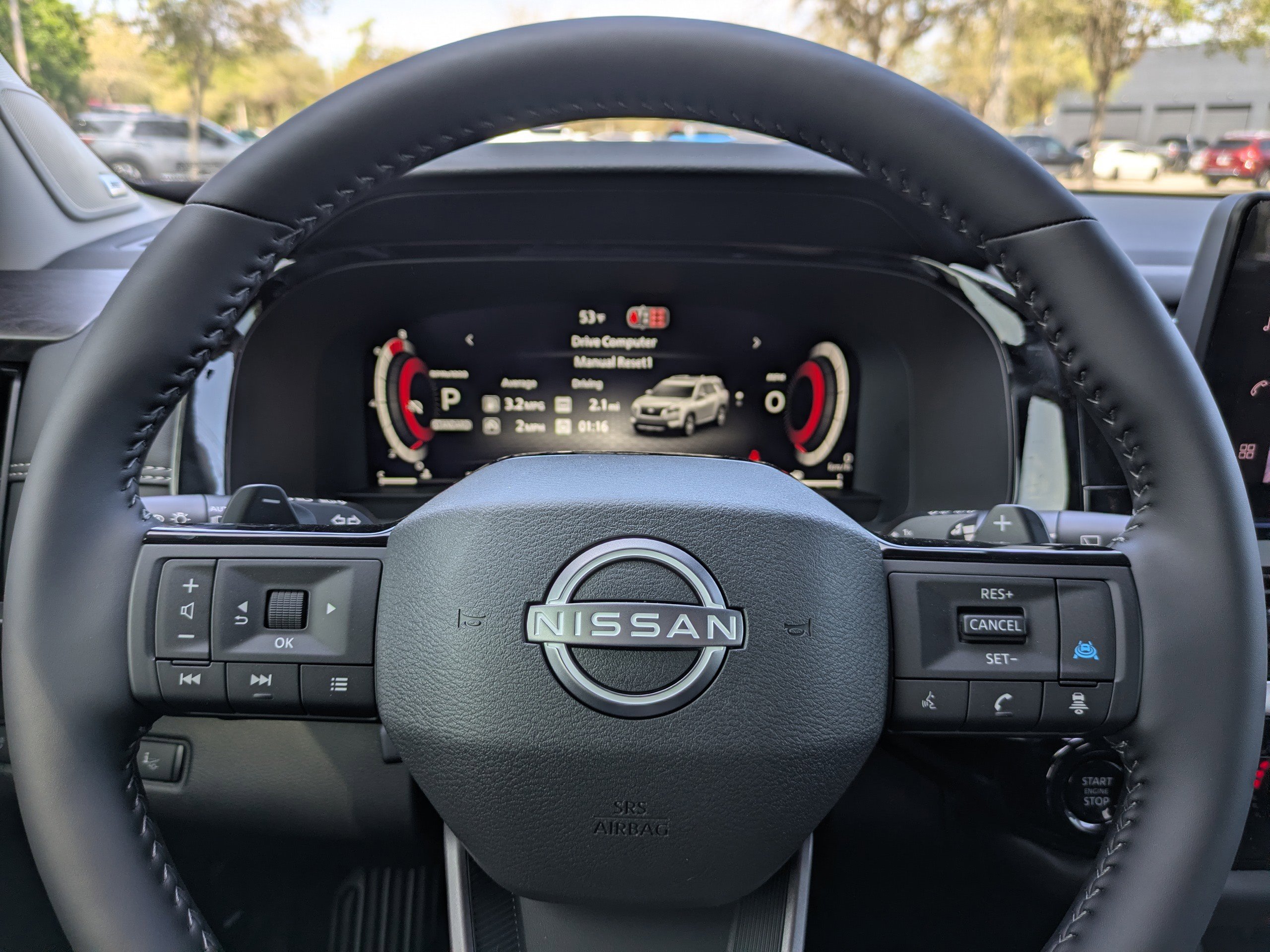 New 2026 Nissan Pathfinder Platinum FWD image 32