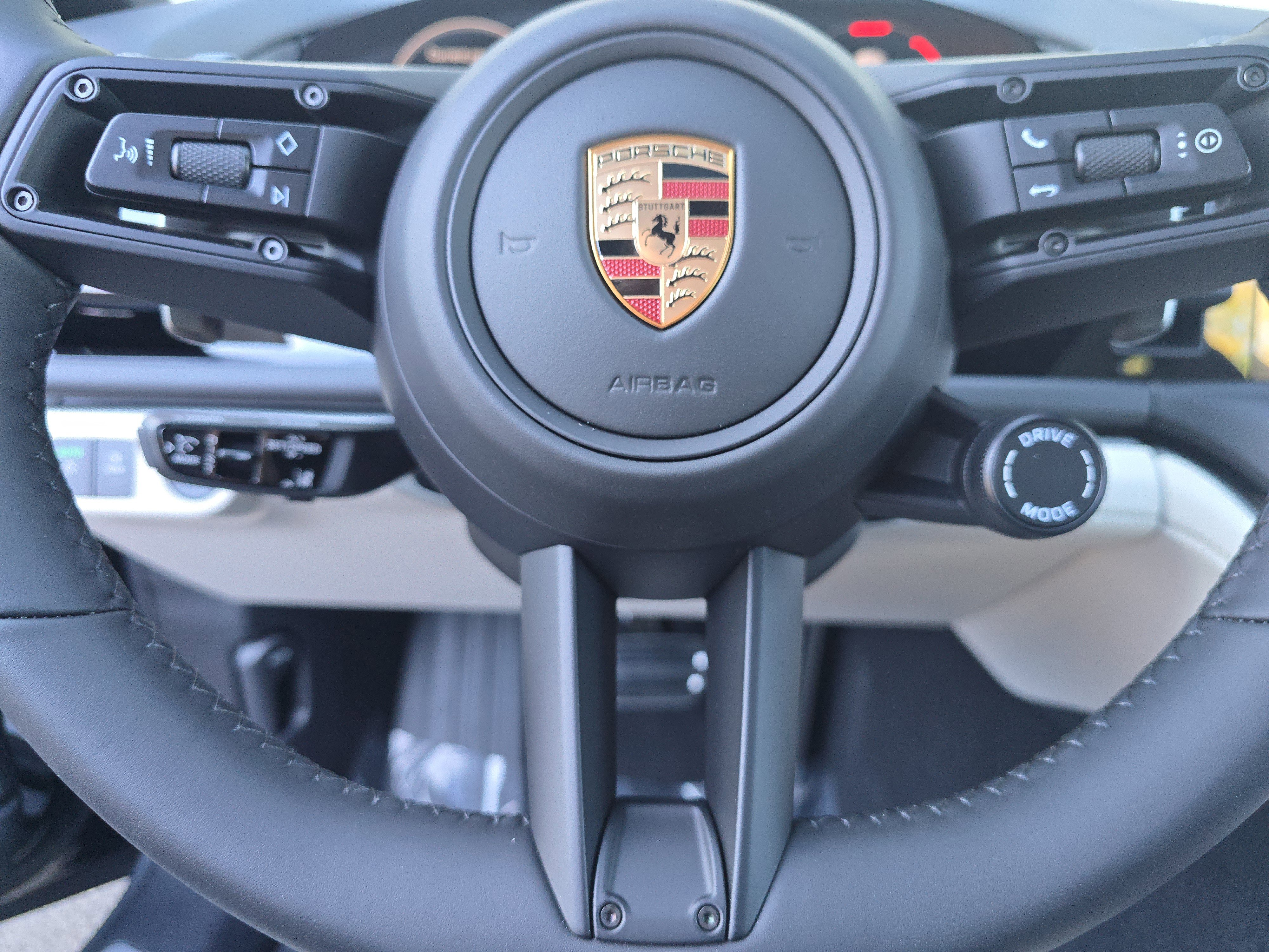 New 2026 Porsche Panamera 4 image 17