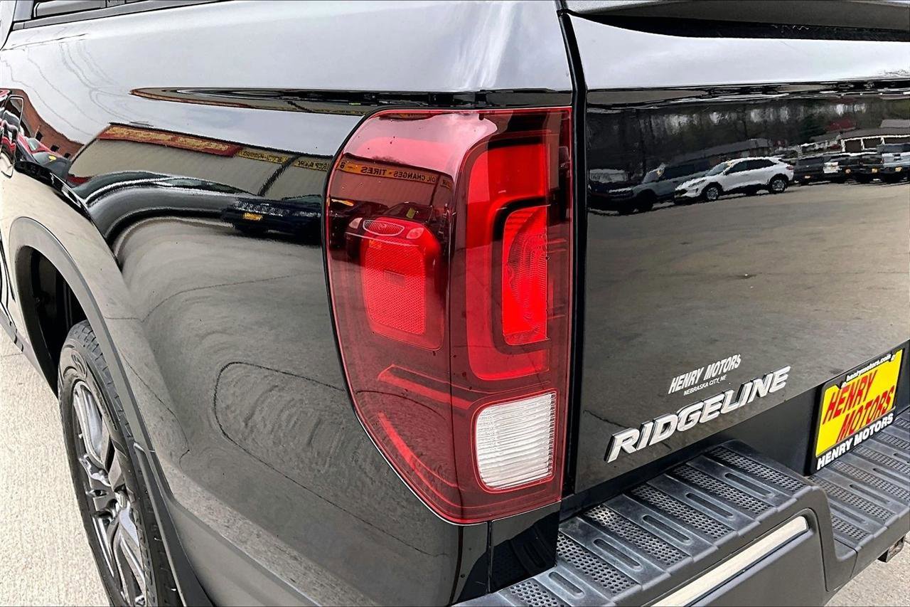 Used 2019 Honda Ridgeline Sport image 25