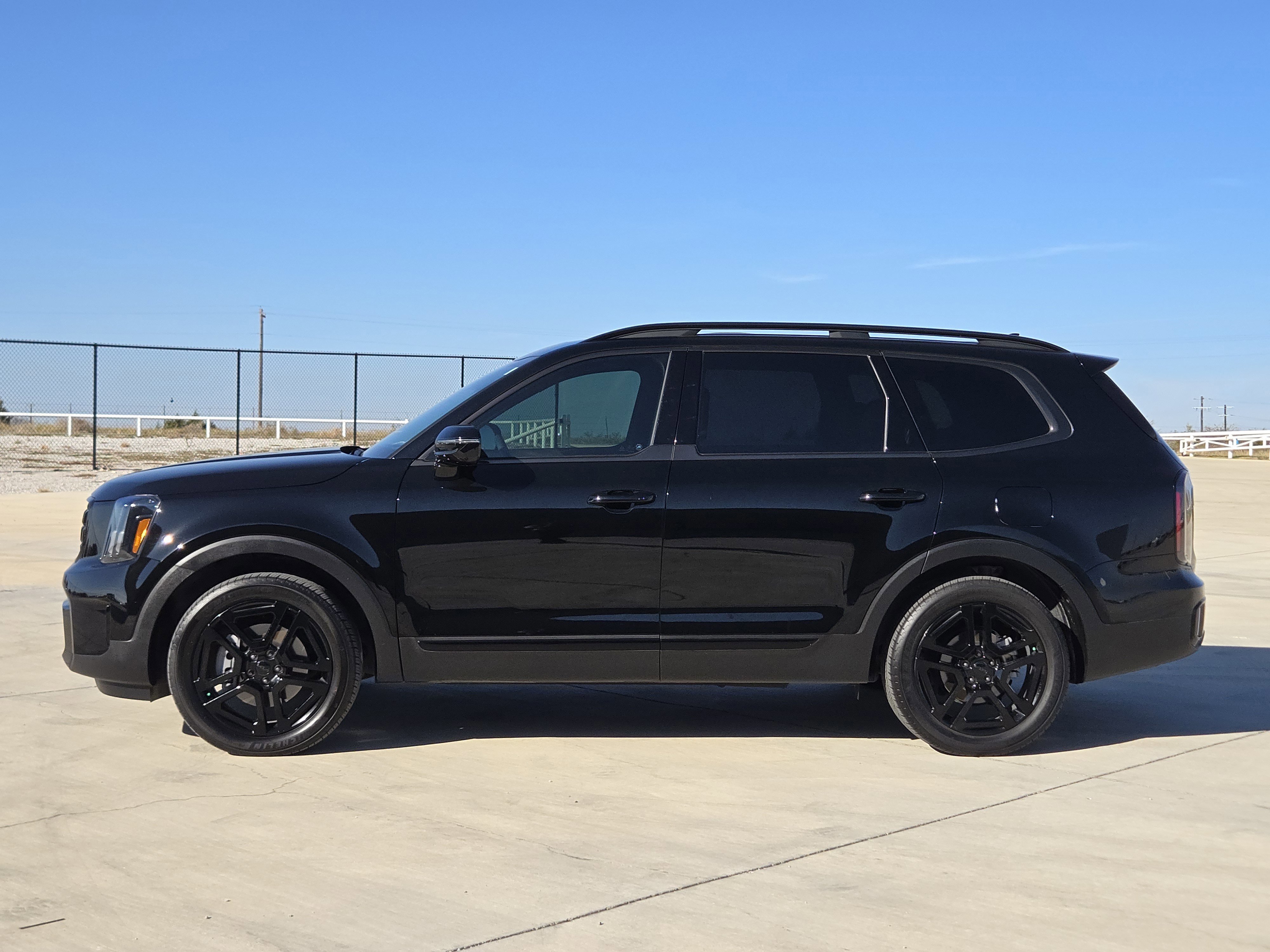 Used 2025 Kia Telluride SX Prestige X-Line image 5